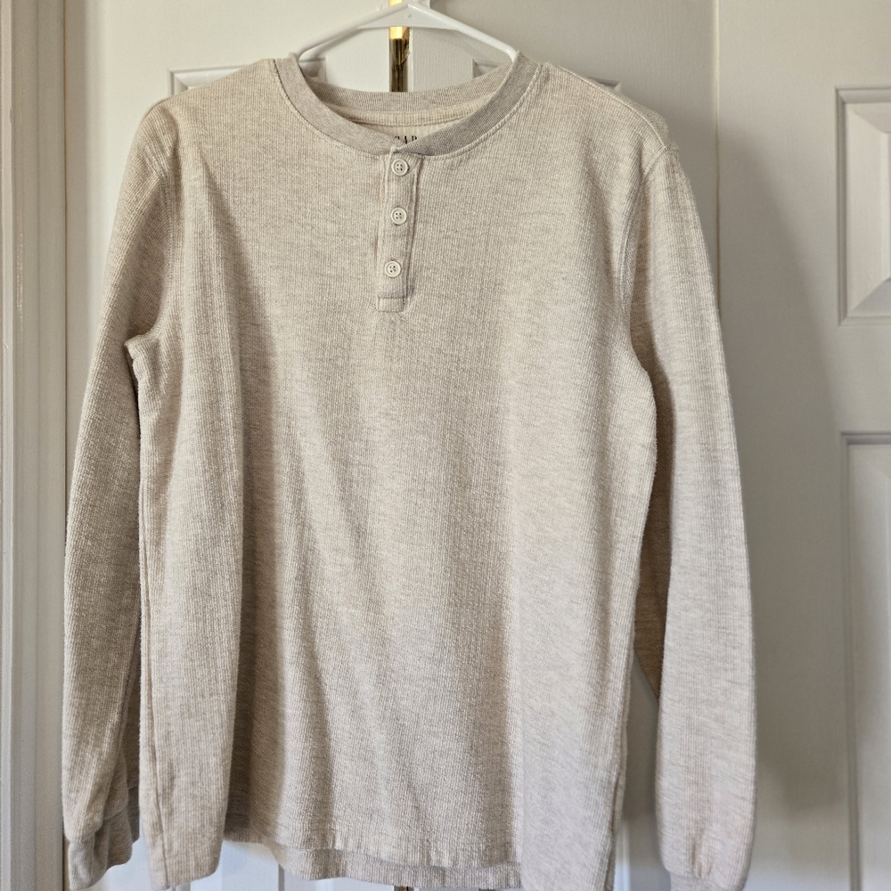 GAP Men's Oatmeal Crewneck Henley Sz S Like New
